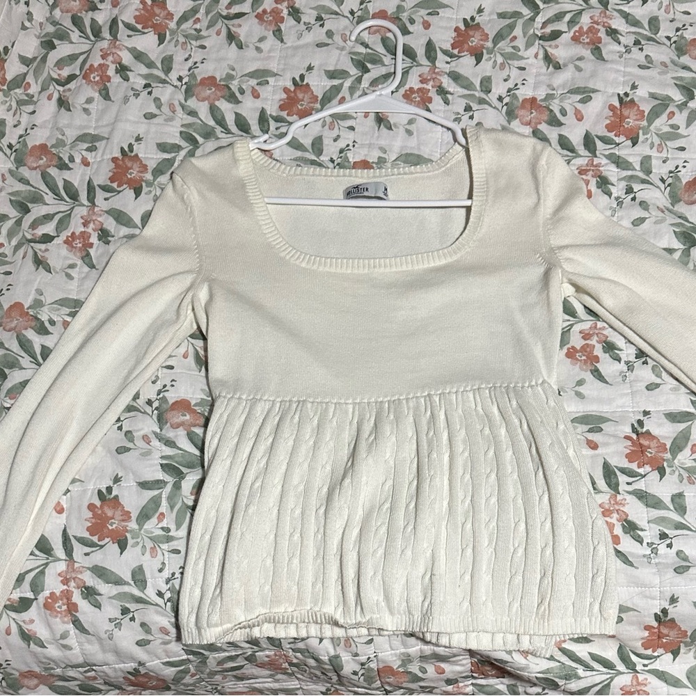 HOLLISTER OFF-WHITE sweater 🤍🤍🤍